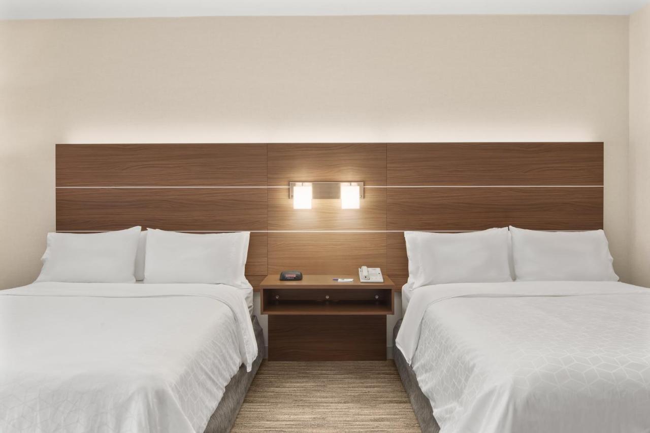 Holiday Inn Express Hotel & Suites Sacramento Airport Natomas, An Ihg Hotel Rum bild