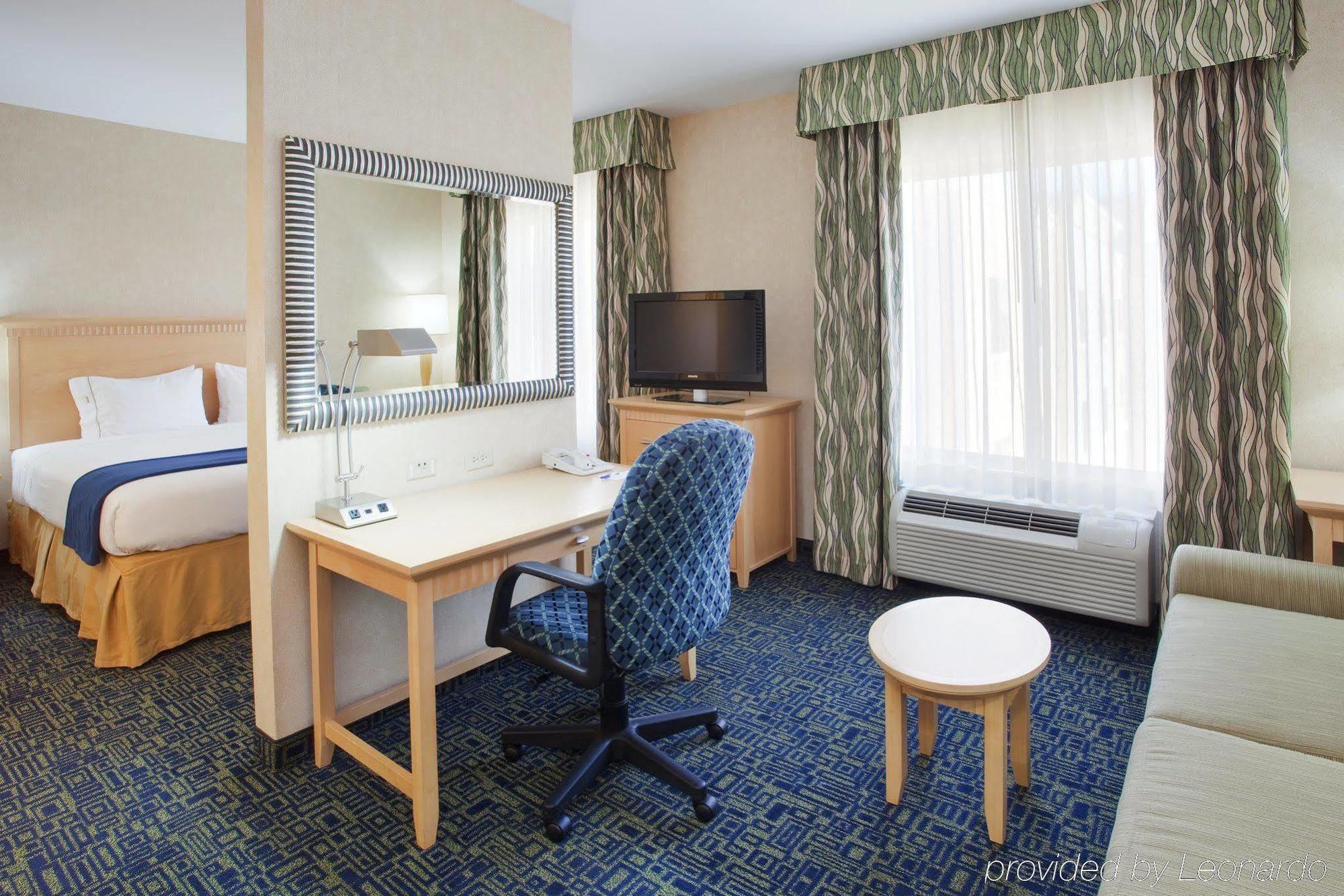 Holiday Inn Express Hotel & Suites Sacramento Airport Natomas, An Ihg Hotel Rum bild