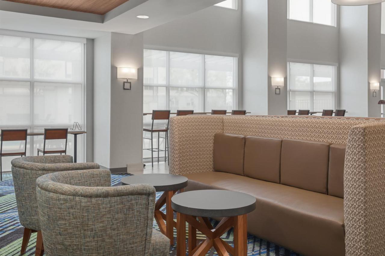 Holiday Inn Express Hotel & Suites Sacramento Airport Natomas, An Ihg Hotel Exteriör bild