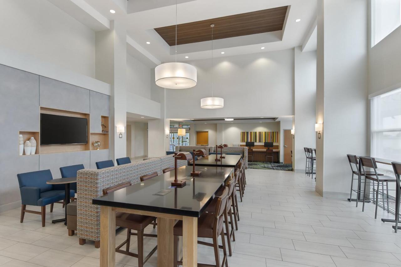 Holiday Inn Express Hotel & Suites Sacramento Airport Natomas, An Ihg Hotel Exteriör bild