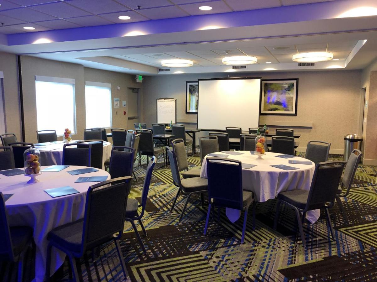 Holiday Inn Express Hotel & Suites Sacramento Airport Natomas, An Ihg Hotel Exteriör bild